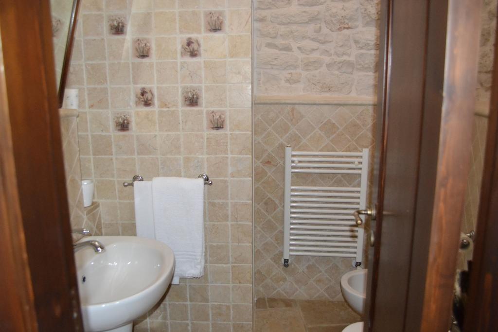アルベロベッロ Trulli Aia Piccolaヴィラ 部屋 写真