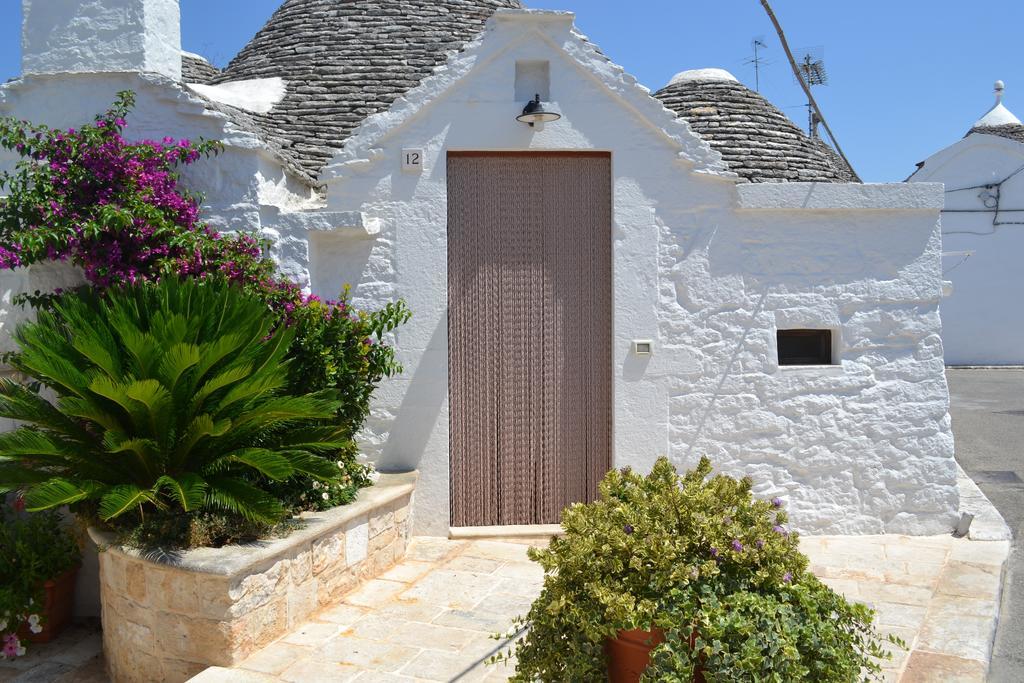 アルベロベッロ Trulli Aia Piccolaヴィラ 部屋 写真