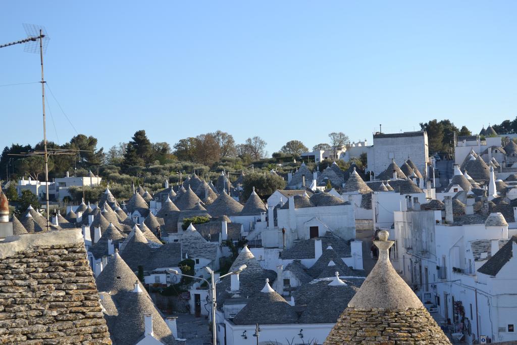 アルベロベッロ Trulli Aia Piccolaヴィラ エクステリア 写真
